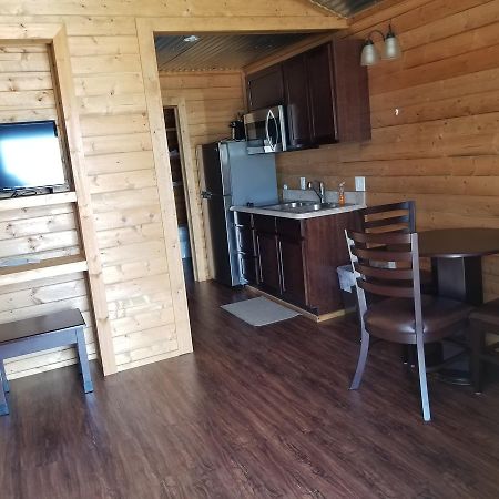Paradise Rv & Cabins Resort Vinton Zewnętrze zdjęcie