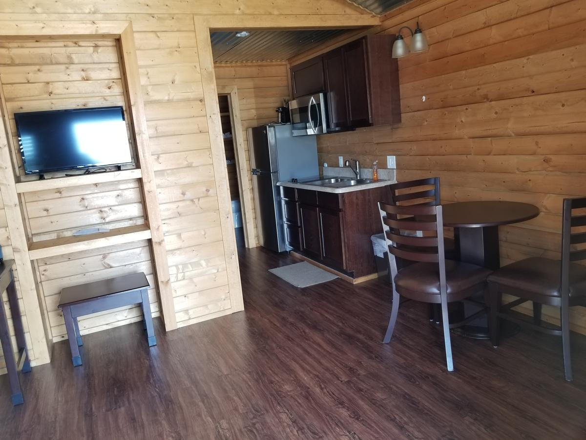 Paradise Rv & Cabins Resort Vinton Zewnętrze zdjęcie