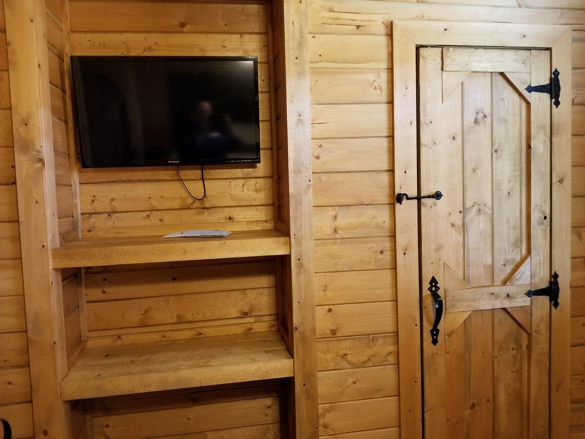 Paradise Rv & Cabins Resort Vinton Zewnętrze zdjęcie